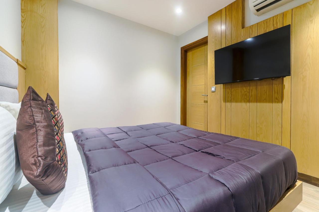 Hotel Bricks, Karol Bagh, New Delhi Экстерьер фото