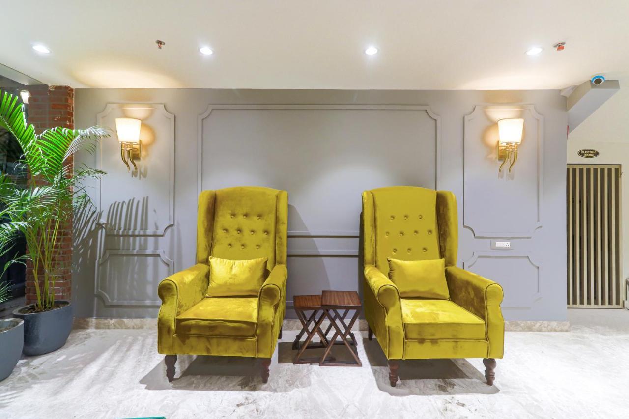 Hotel Bricks, Karol Bagh, New Delhi Экстерьер фото